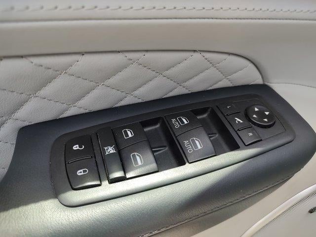 2020 Jeep Grand Cherokee Summit
