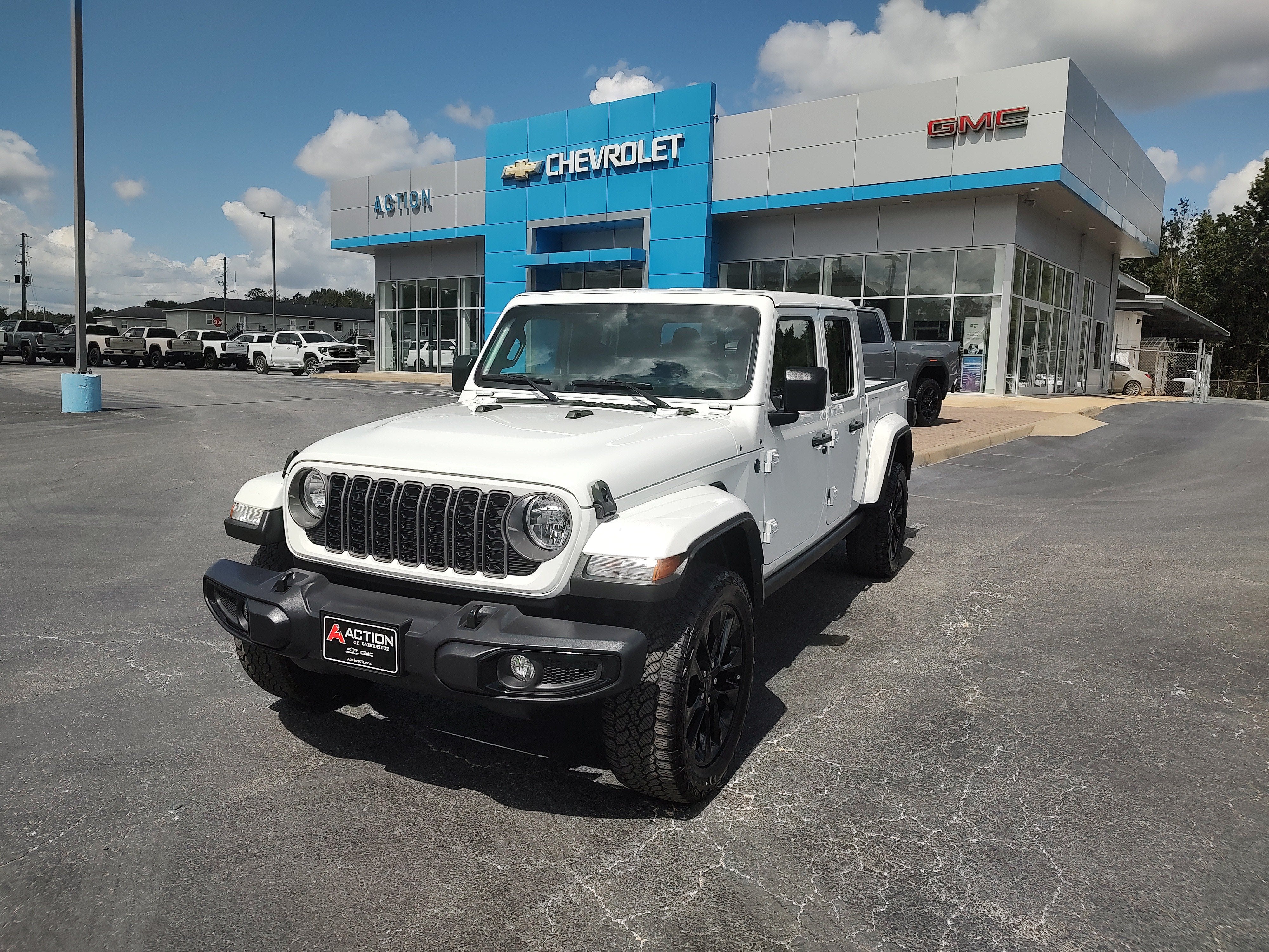 2024 Jeep Gladiator Nighthawk
