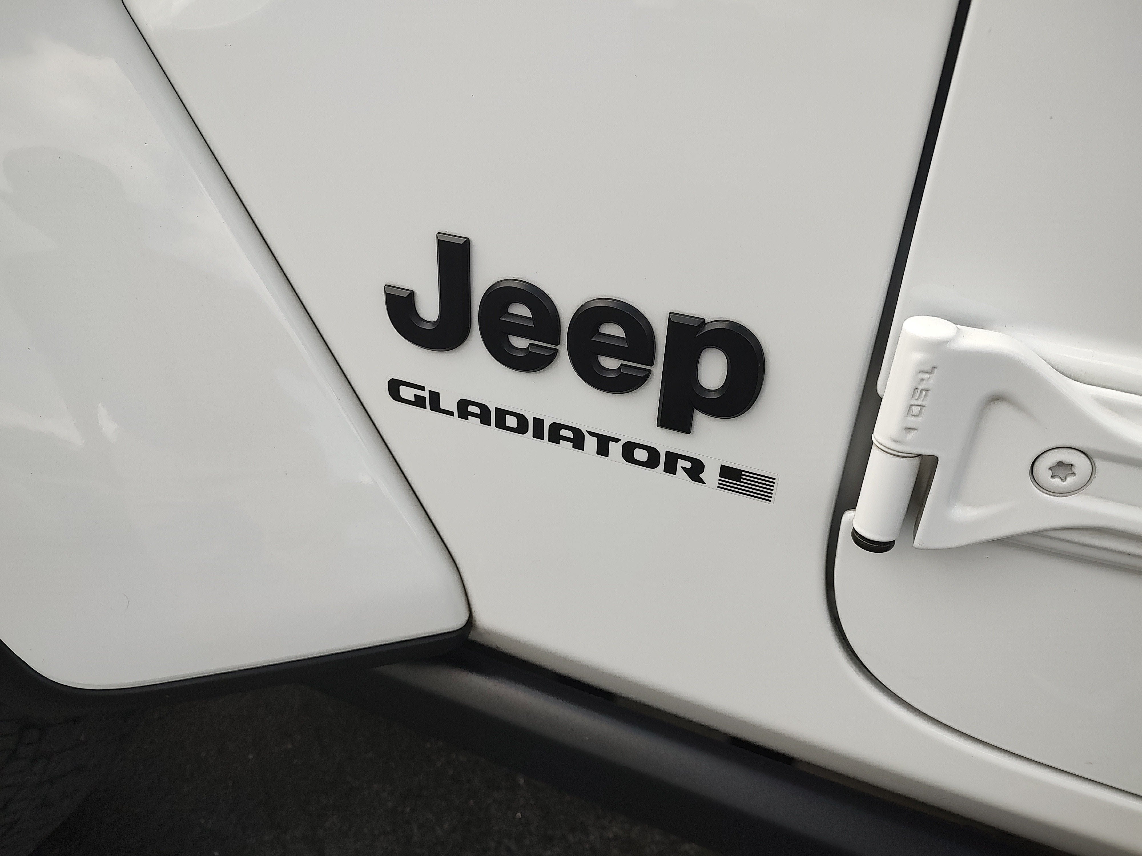 2024 Jeep Gladiator Nighthawk