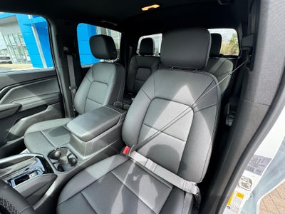 2025 Chevrolet Colorado WT/LT