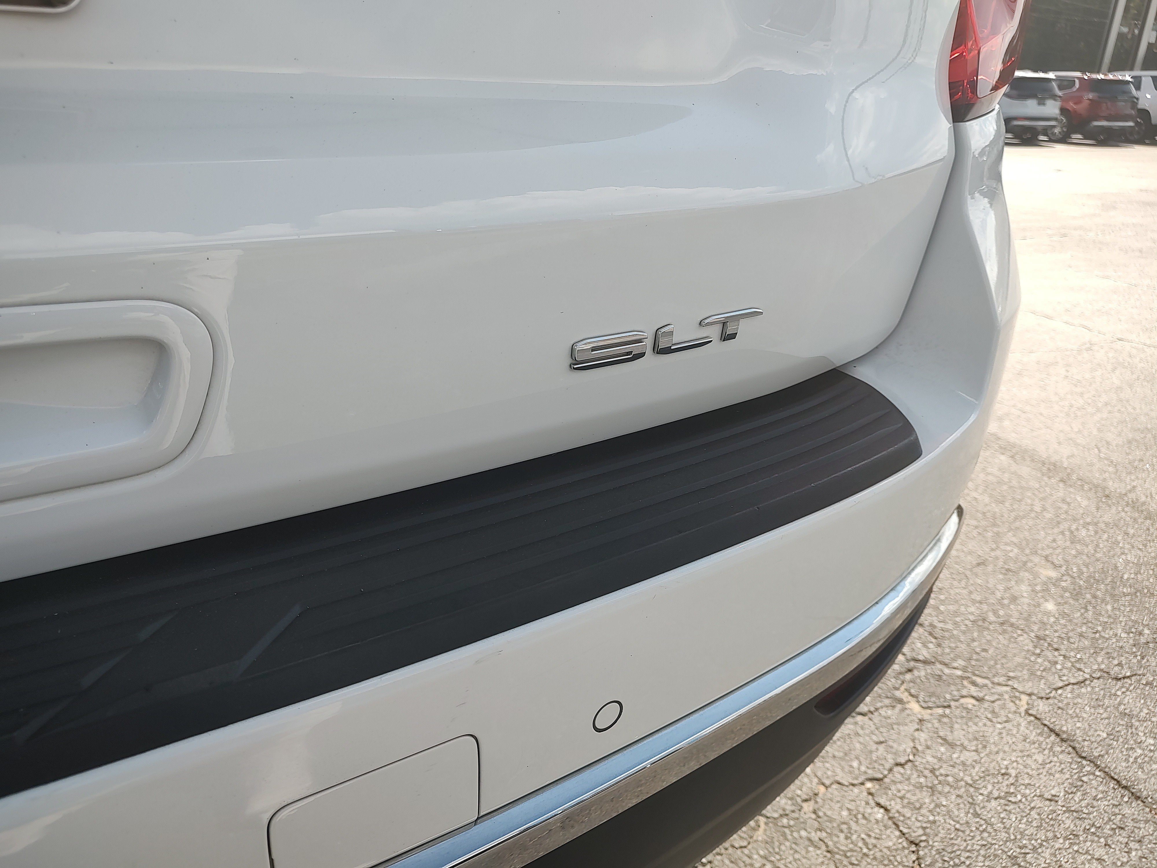 2024 GMC Yukon SLT