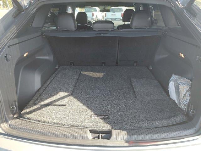2021 Volkswagen Atlas Cross Sport 3.6L V6 SE w/Technology R-Line